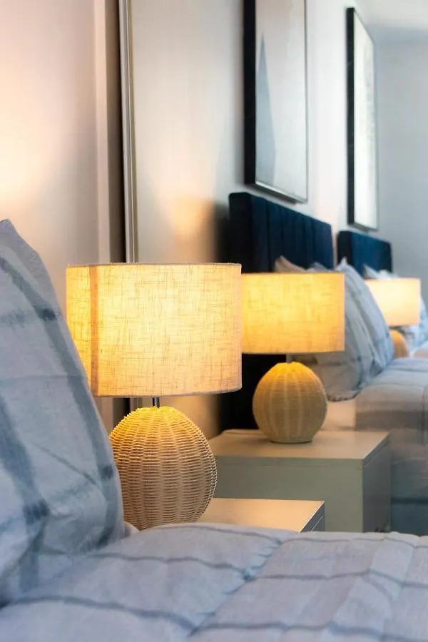 City Centre Apartment New Furnitures Brisbane Australia